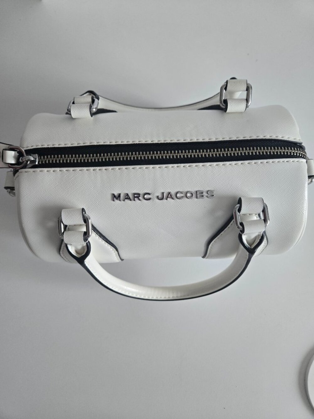 Marc Jacobs Barrel Bag Crossbody White Handbag - Picture 8 of 10